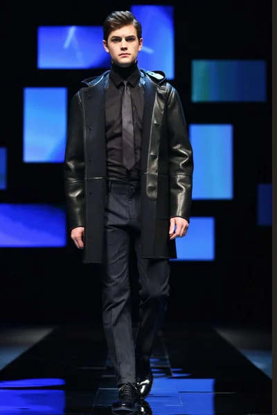 Look 21